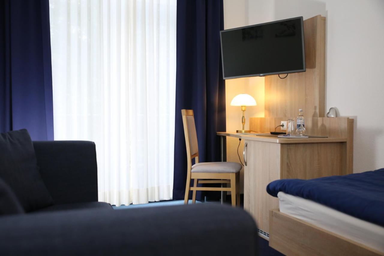 קלן Hotel Pilar Garni מראה חיצוני תמונה